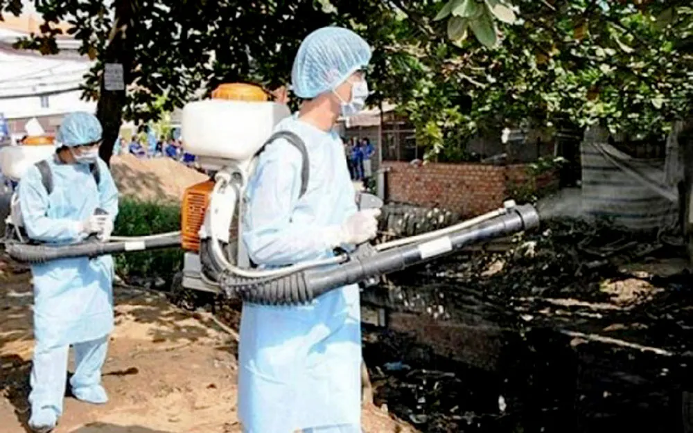 Xử phạt 98 trường hợp không hợp tác phòng, chống dịch sốt xuất huyết ảnh 1