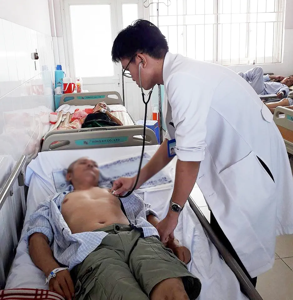 Phẫu thuật thành công cho bệnh nhân u não nguy hiểm ảnh 1