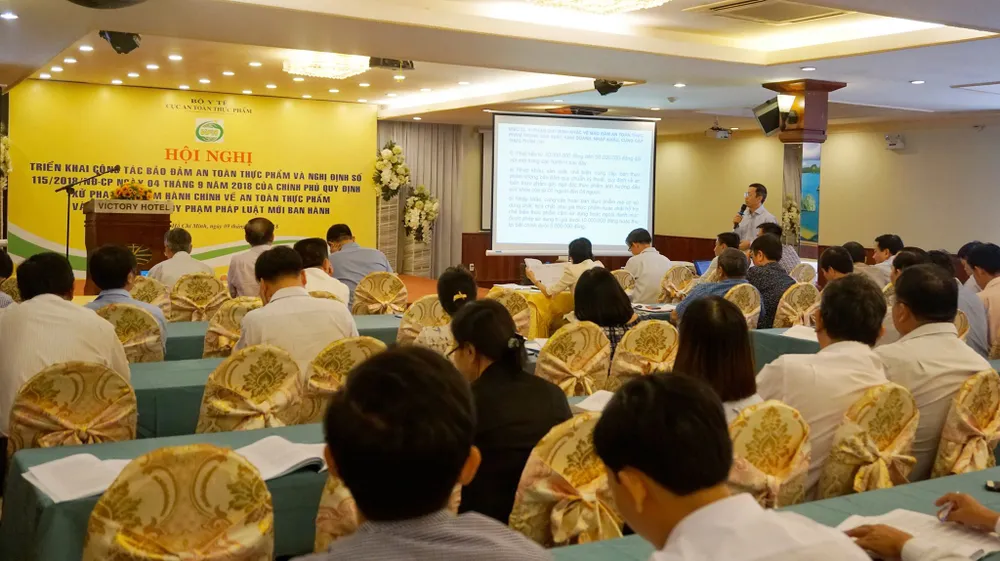 Xử phạt hơn 42 tỷ đồng vi phạm an toàn thực phẩm trong 9 tháng đầu năm ảnh 1