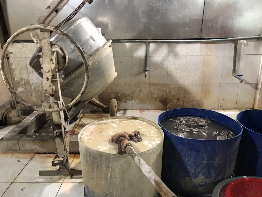 Kiểm tra đột xuất cơ sở kinh doanh phụ phẩm bò không rõ nguồn gốc ảnh 2