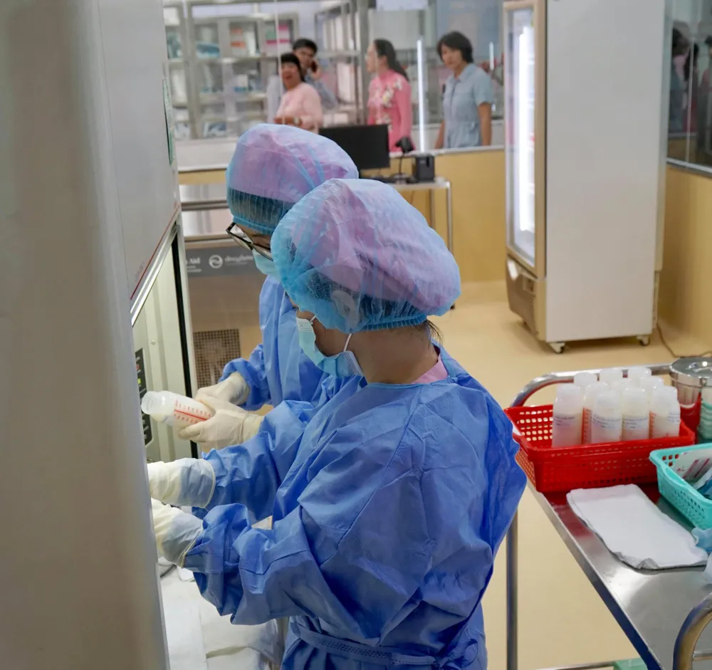 Ngân hàng sữa mẹ đầu tiên tại khu vực phía Nam chính thức đi vào hoạt động ảnh 3