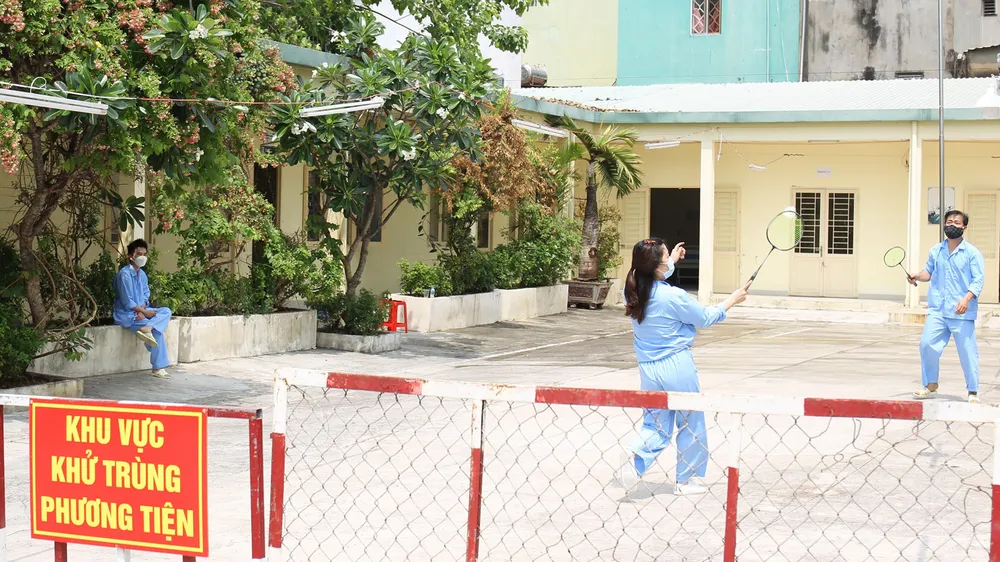 Lập nhiều phương án cách ly người nhập cảnh từ vùng dịch ảnh 1