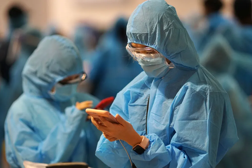 300 người “mắc kẹt” ở Đà Nẵng đã trở về TPHCM ảnh 10