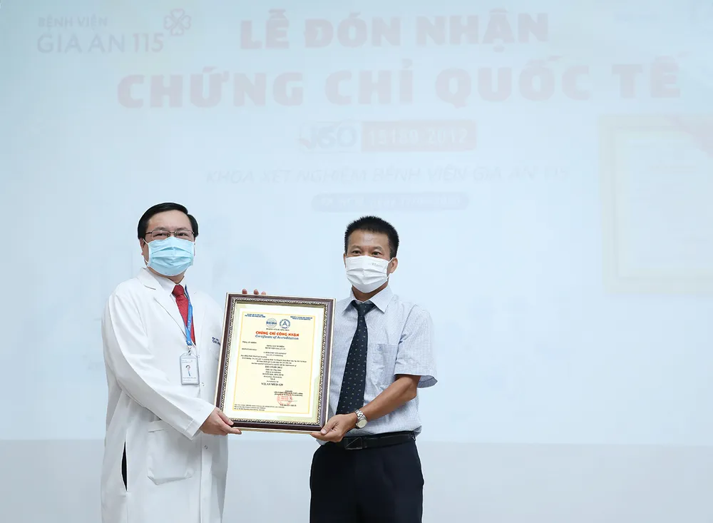 Thêm một bệnh viện tại TPHCM đạt chứng nhận quốc tế về xét nghiệm huyết học ảnh 1