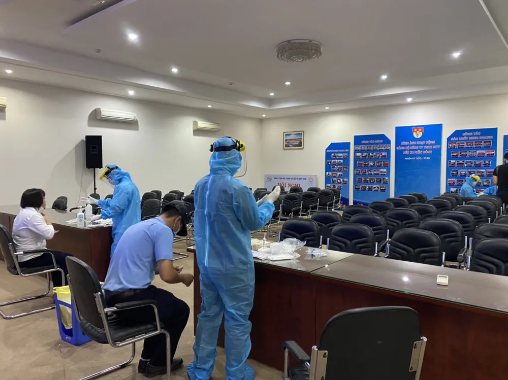 TPHCM: Gỡ bỏ các khu vực phong tỏa sau cách ly đủ 14 ngày ảnh 1