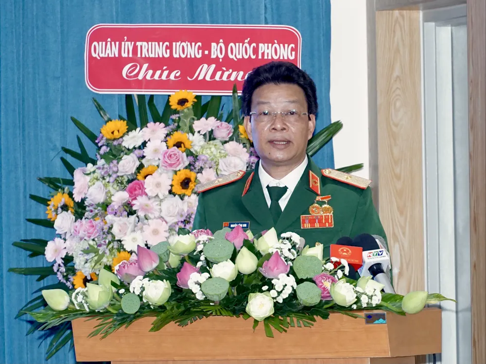 Bệnh viện Quân y 175 đón nhận danh hiệu Anh hùng Lực lượng vũ trang nhân dân ảnh 2