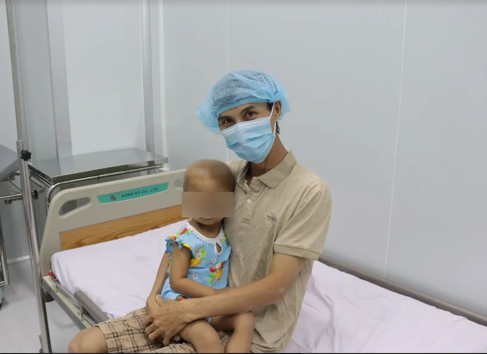 Ghép thành công tế bào gốc cho bệnh nhi 32 tháng tuổi ảnh 1