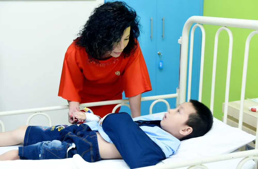 Mang y tế quốc tế đến bệnh nhi nghèo ảnh 1