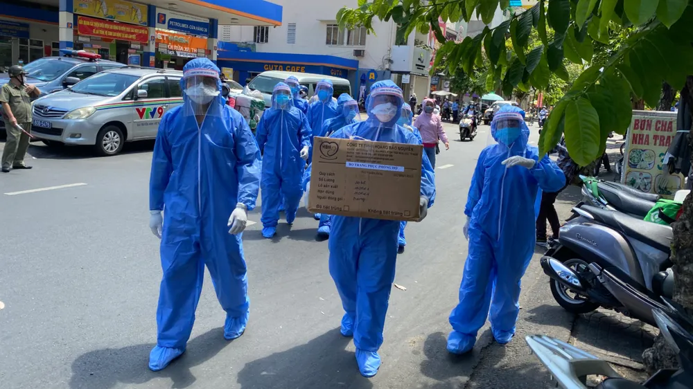 TPHCM ghi nhận thêm 1 trường hợp nghi mắc Covid-19 ảnh 6