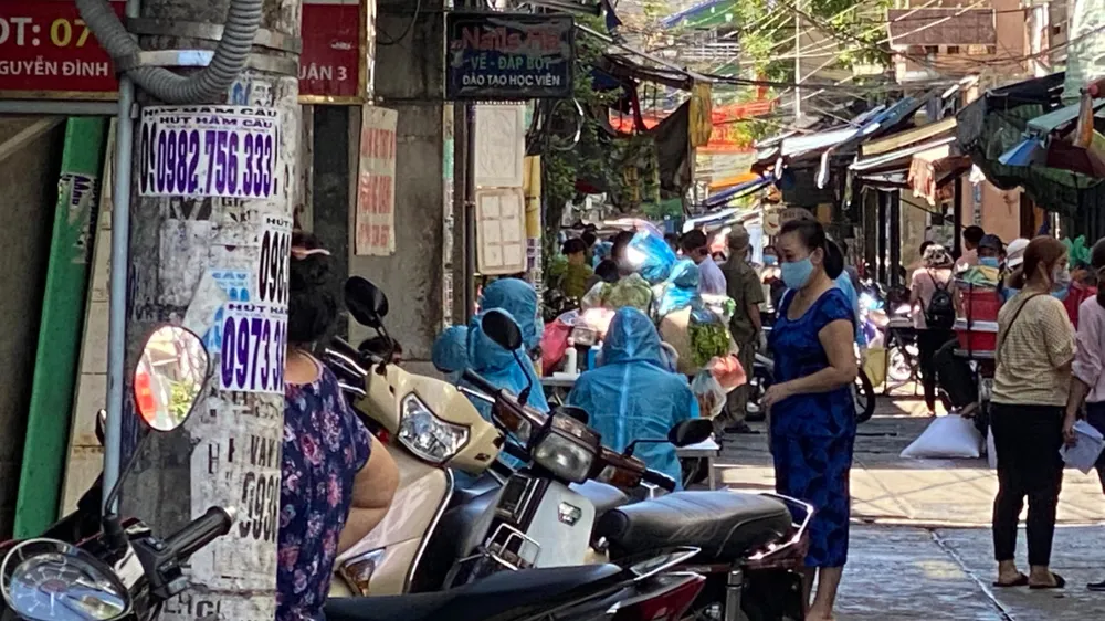 TPHCM ghi nhận thêm 1 trường hợp nghi mắc Covid-19 ảnh 4