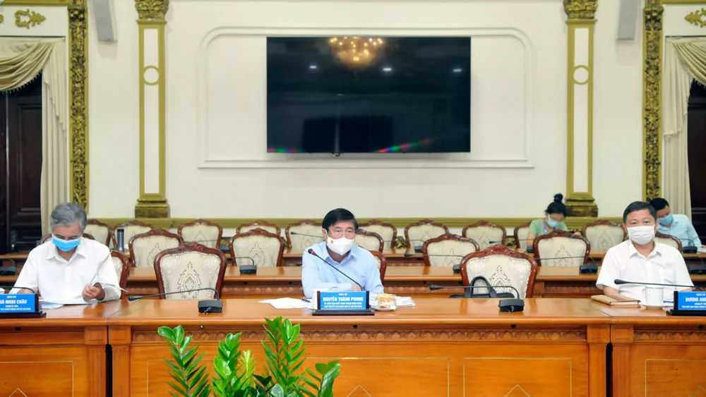 Giám đốc Sở Y tế TPHCM: Số ca mắc Covid-19 liên quan đến Hội thánh truyền giáo Phục Hưng còn tiếp tục tăng ảnh 1