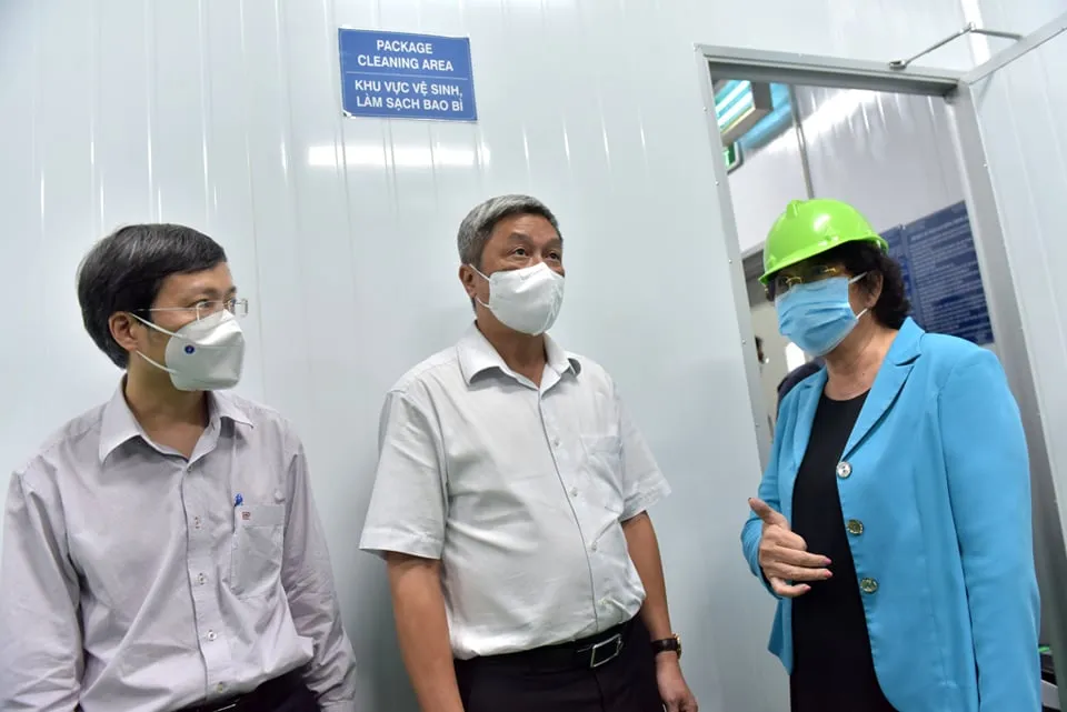 TPHCM: 2 ngày nữa thực hiện chiến dịch tiêm chủng vaccine Covid-19 quy mô lớn ảnh 1