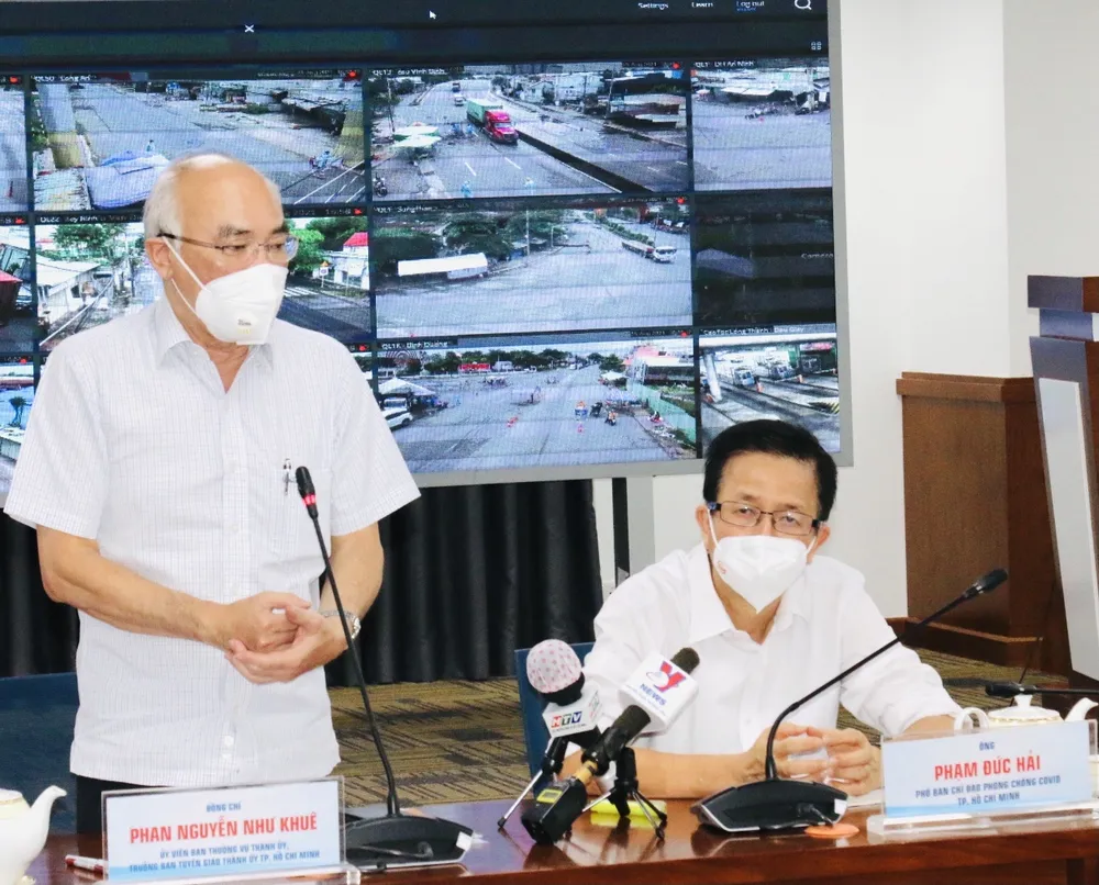 Ngày đầu tiên TPHCM tăng cường giãn cách, số người ra đường giảm 85% ảnh 1