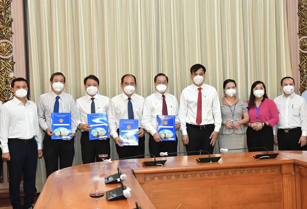 PGS-TS Tăng Chí Thượng được bổ nhiệm làm Giám đốc Sở Y tế TPHCM ảnh 4