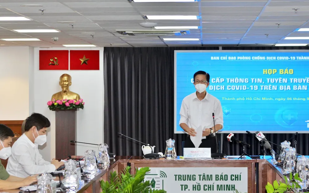 Phó Giám đốc HCDC: Tiêm trễ mũi 2 vaccine Moderna không ảnh hưởng nhiều đến hiệu quả bảo vệ ảnh 1