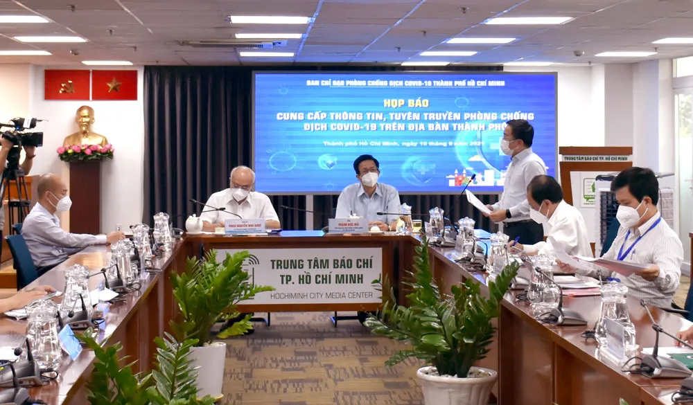 TPHCM: Số ca mắc Covid-19 mới chủ yếu có triệu chứng nhẹ, ca tử vong giảm ảnh 1