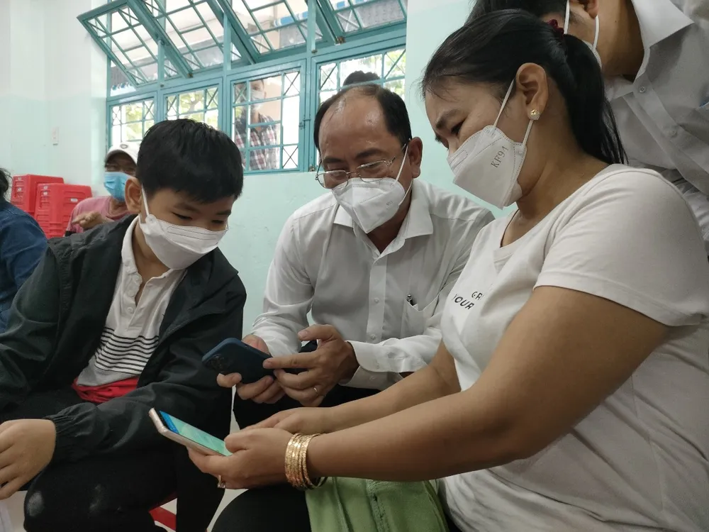 Tỷ lệ tiêm vaccine Covid-19 cho trẻ tại TPHCM thấp hơn tỷ lệ trung bình chung của cả nước ảnh 1