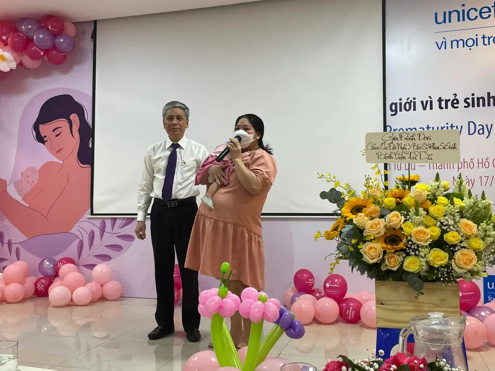 Tỷ lệ trẻ sinh non, nhẹ cân chiếm khoảng 19% mô hình bệnh tật của trẻ sơ sinh ảnh 1