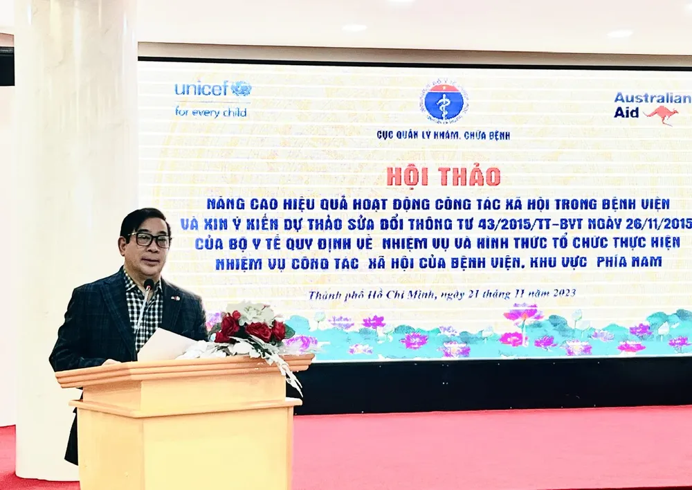 PGS-TS Lương Ngọc Khuê, Cục trưởng Cục Quản lý Khám chữa bệnh (Bộ Y tế) phát biểu tại hội thảo