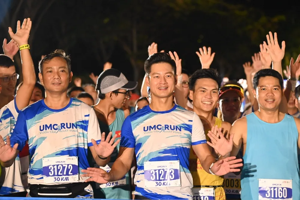 Ca sĩ Đức Tuấn tham gia cự ly 30km.jpg