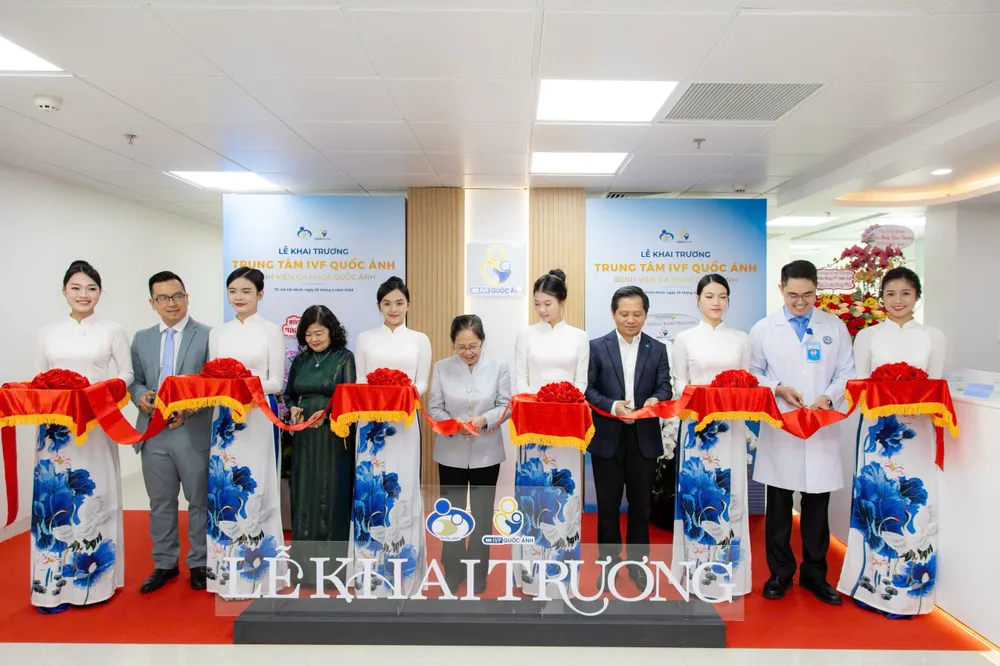 Ban Điều hành Bệnh viện Mỹ Đức và Bệnh viện Quốc Ánh cắt băng ra mắt trung tâm IVF Quốc Ánh (1).jpg