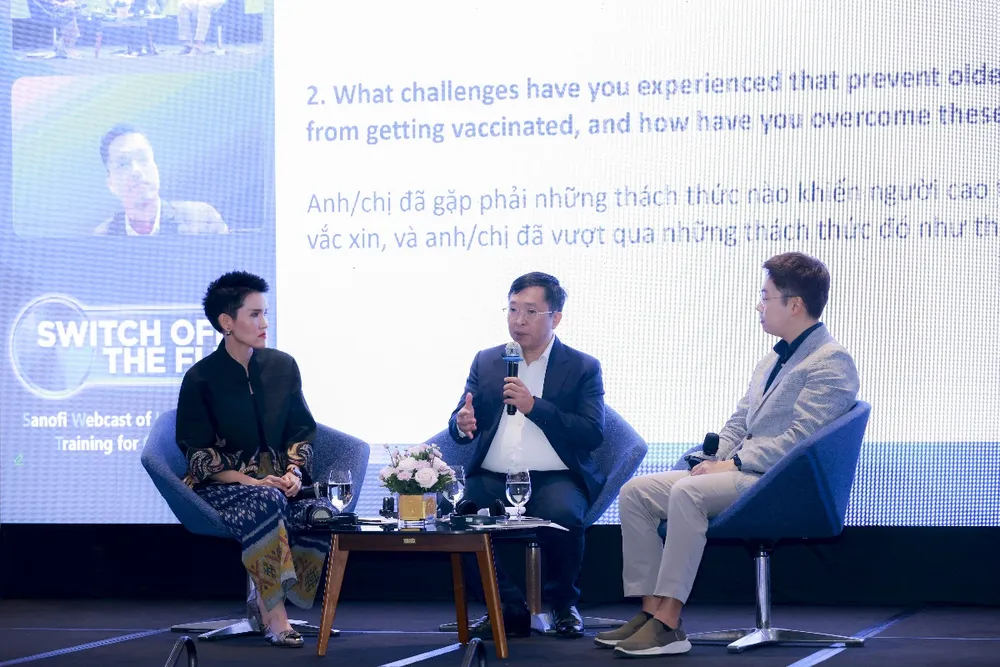 Các chuyên giả chia sẻ trong hội thảo.jpg