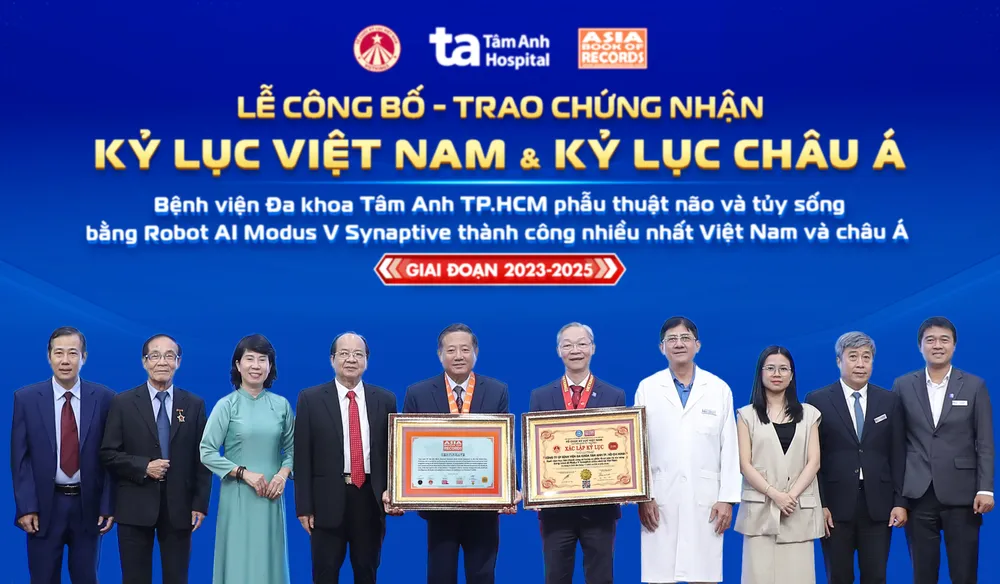 Bản sao của 2Q7A0844 1.png