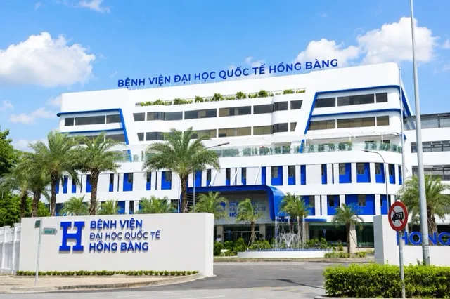 Benh-Vien-DHQT-Hong-.jpeg