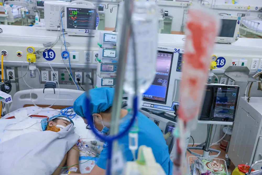 Một ca mắc sốt xuất huyết nặng điều trị tại Bệnh viện Nhi đồng
