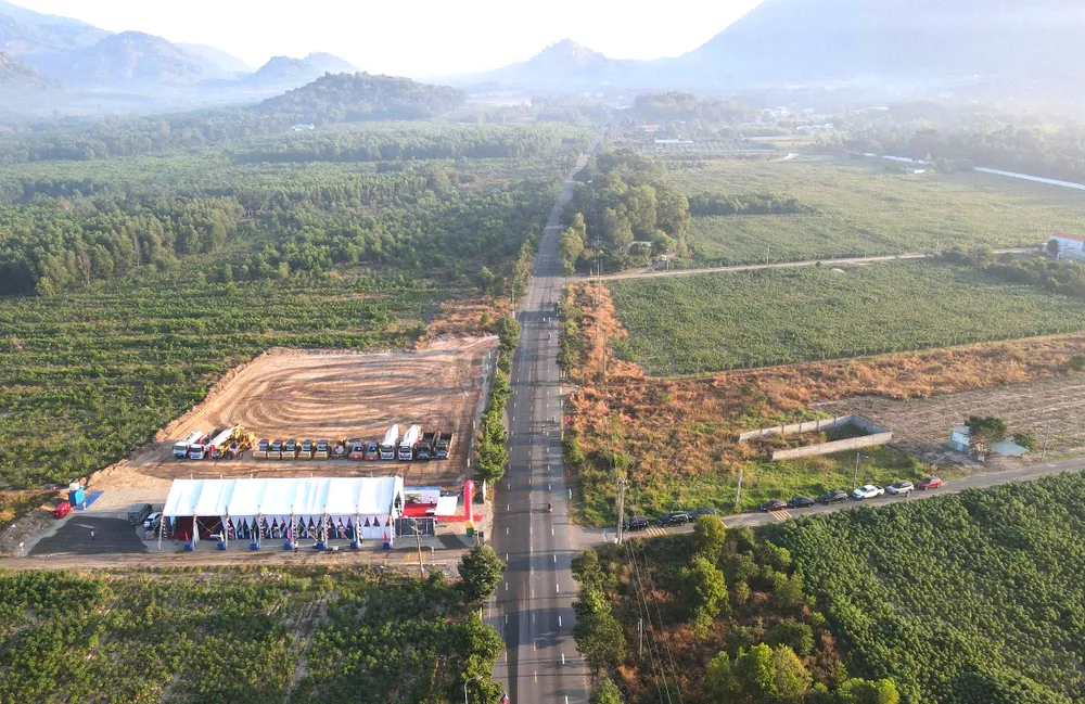 tuyến đường hiện hữu.jpg