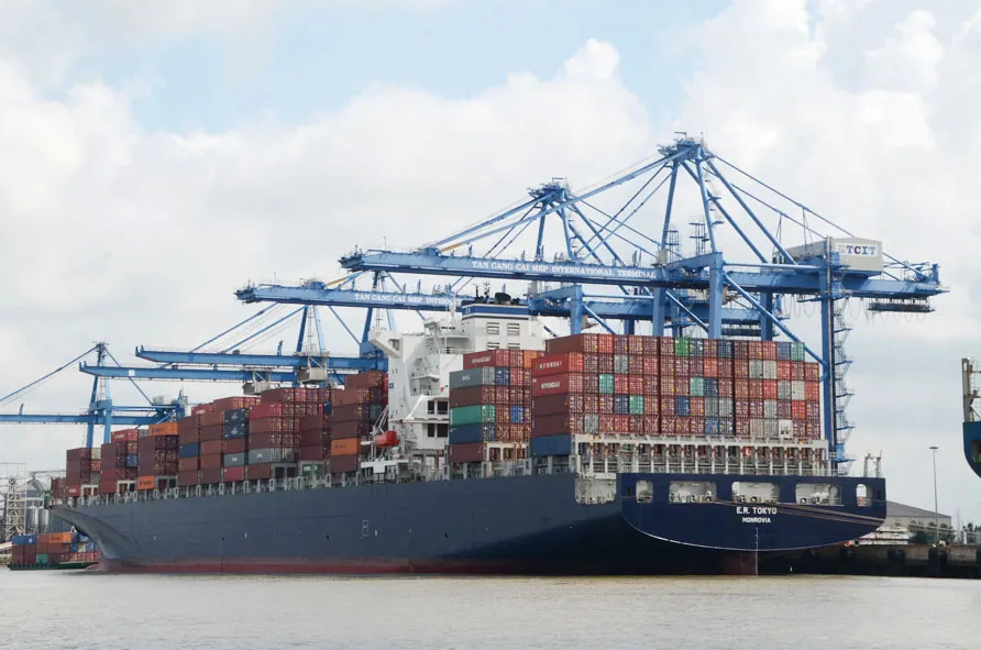 TAU CAP CANG TCIT.JPG