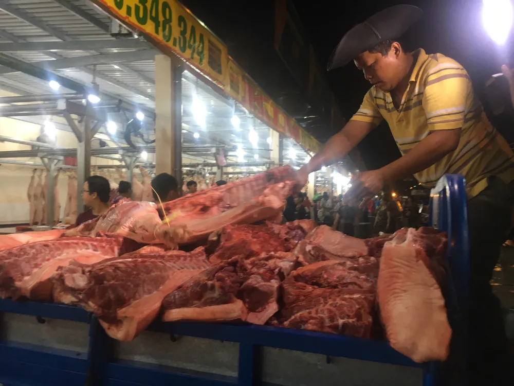 Chợ “vỡ trận”, heo không đeo vòng vẫn vào ảnh 5