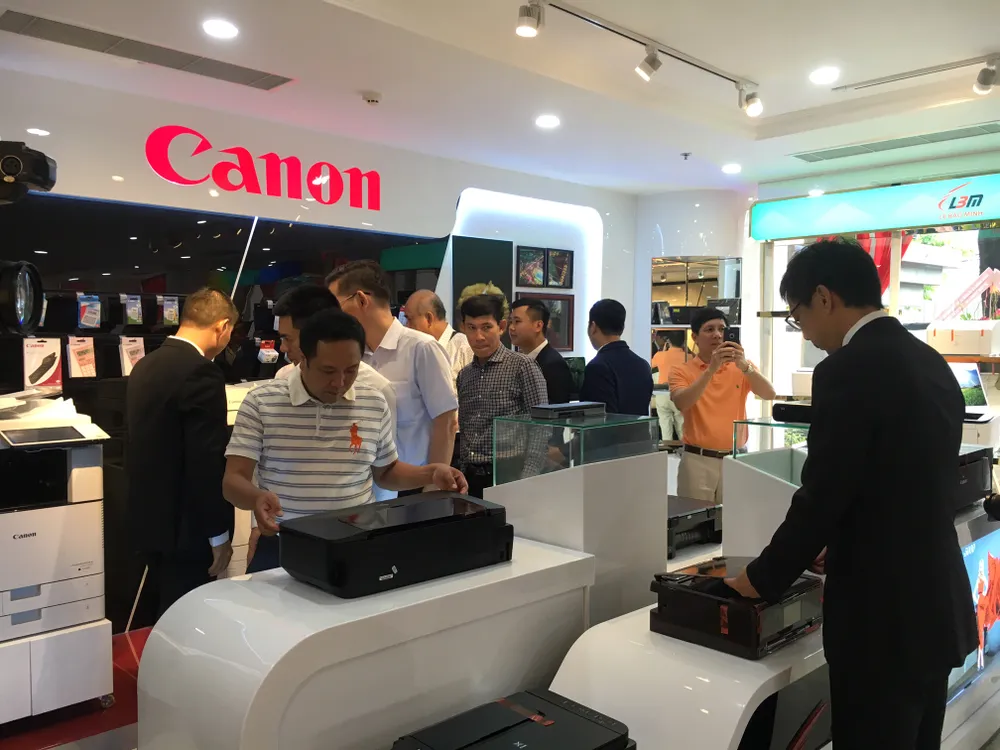 Khai trương Showroom Canon tại TPHCM ảnh 2
