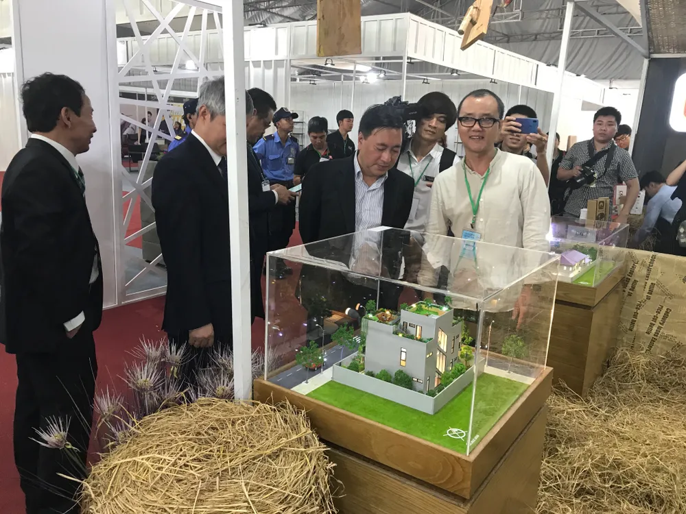 Tư vấn miễn phí thiết kế nhà tại Hội chợ Đồ gỗ và trang trí nội thất Việt Nam ảnh 1