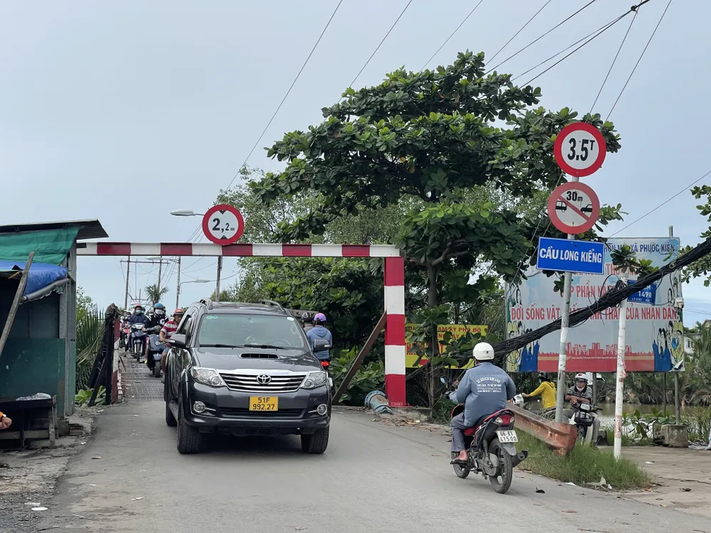 Tiếp nhận mặt bằng, tiếp tục xây dựng cầu Long Kiểng ảnh 1