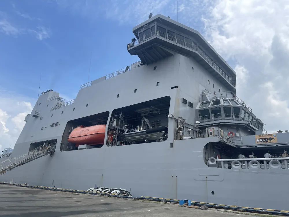 Tàu được trang bị nhiều thiết bị hiện đại