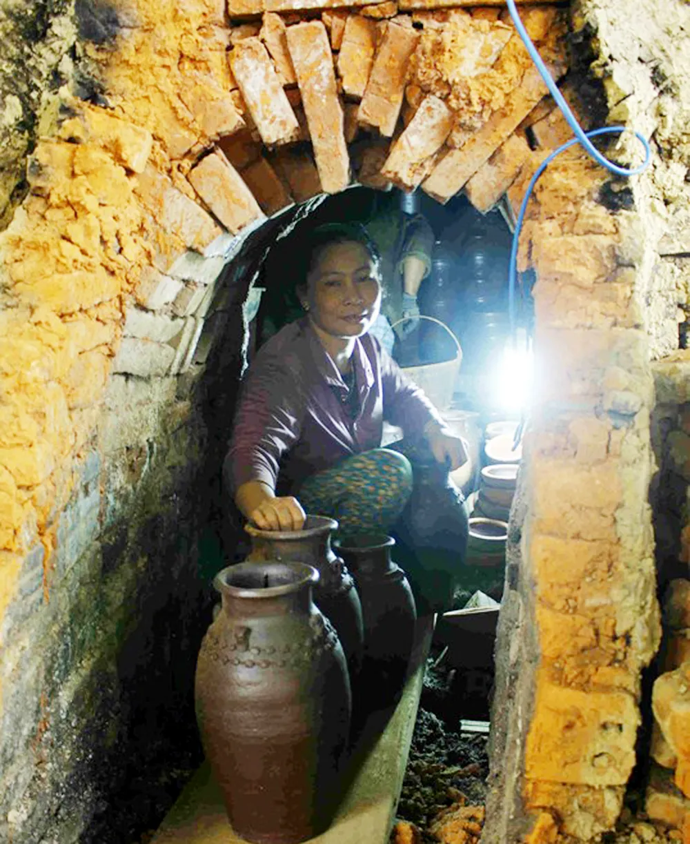 Ở làng gốm "chỉ còn một người” ảnh 7