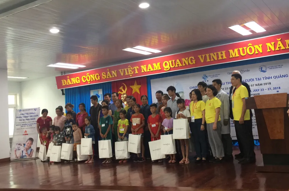 Khám và phẫu thuật miễn phí cho trẻ em bị sứt môi, hở hàm ếch tại Quảng Ngãi ảnh 1