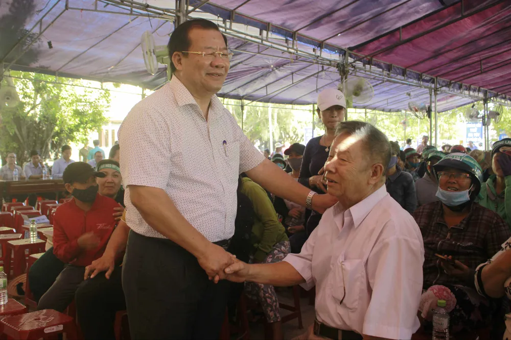 Phó Chủ tịch tỉnh hứa di dời Nhà máy rác Sa Huỳnh sau 3 lần đối thoại ảnh 2