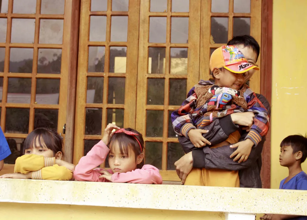 Quảng Ngãi: “Tình nguyện mùa đông” đến với người dân vùng cao ảnh 4