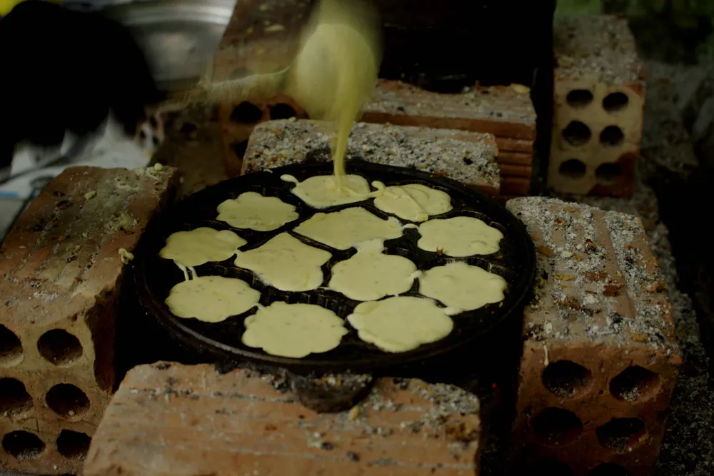 Làng đúc bánh thuẫn Quảng Ngãi vào tết ảnh 1