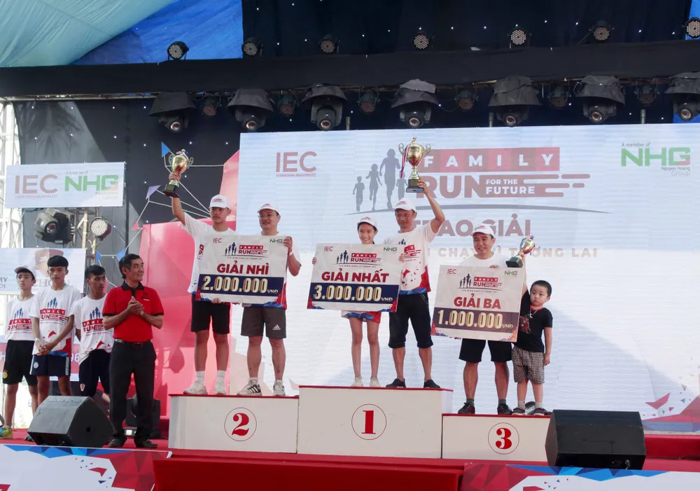 Hơn 2.000 gia đình tham gia chương trình “Gia đình chạy vì tương lai cùng IEC” ảnh 3