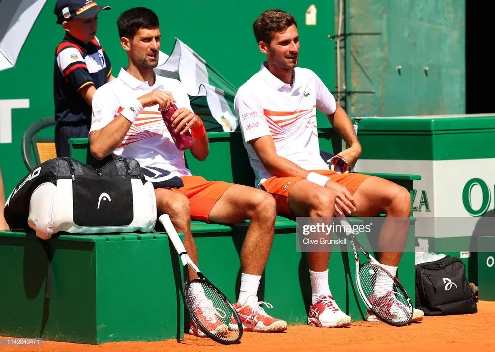 Monte Carlo Masters: Thua trận đầu tiên, Djokovic vẫn chật vật thắng để báo thù Kohlschreiber ảnh 1