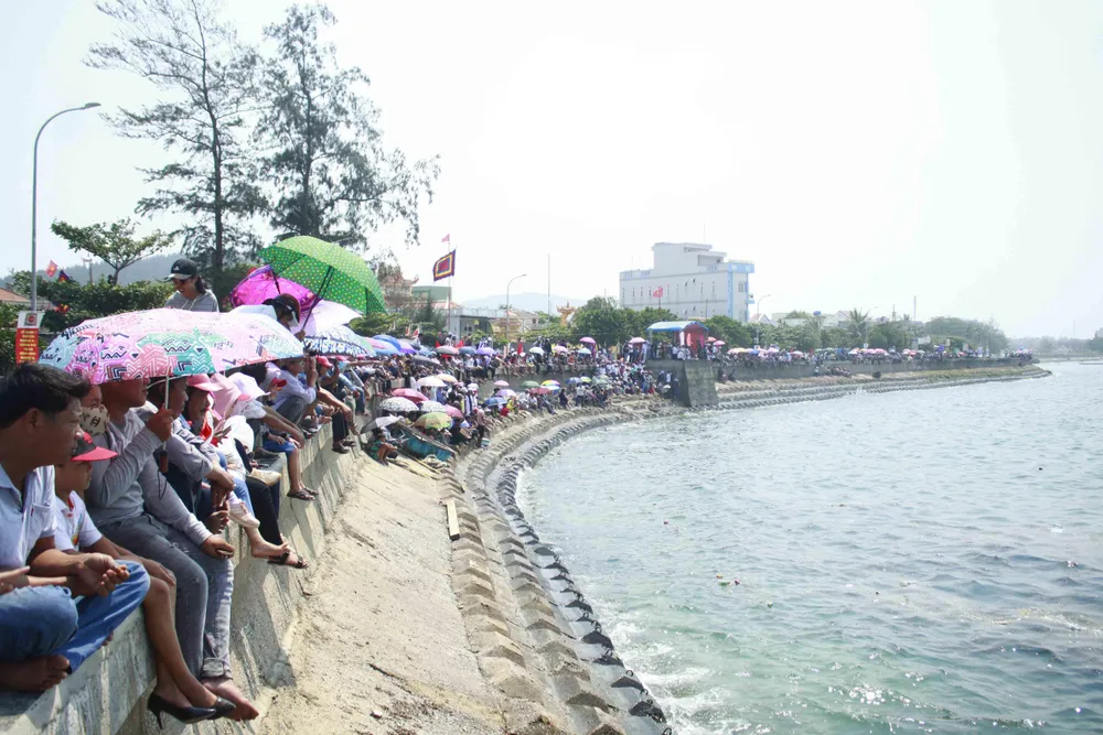 Lễ khao lề thế lính Hoàng Sa trên đảo Lý Sơn  ảnh 9