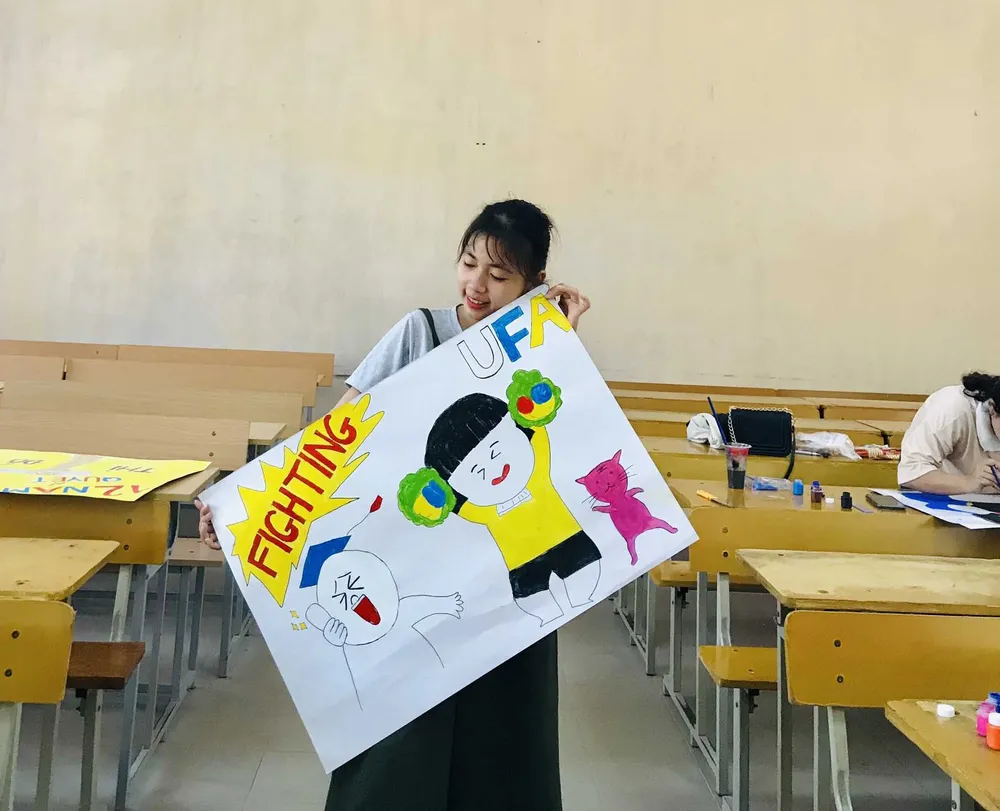 Vẽ hình HLV Park Hang-seo để cổ vũ thí sinh THPT Quốc gia năm 2019 ảnh 7