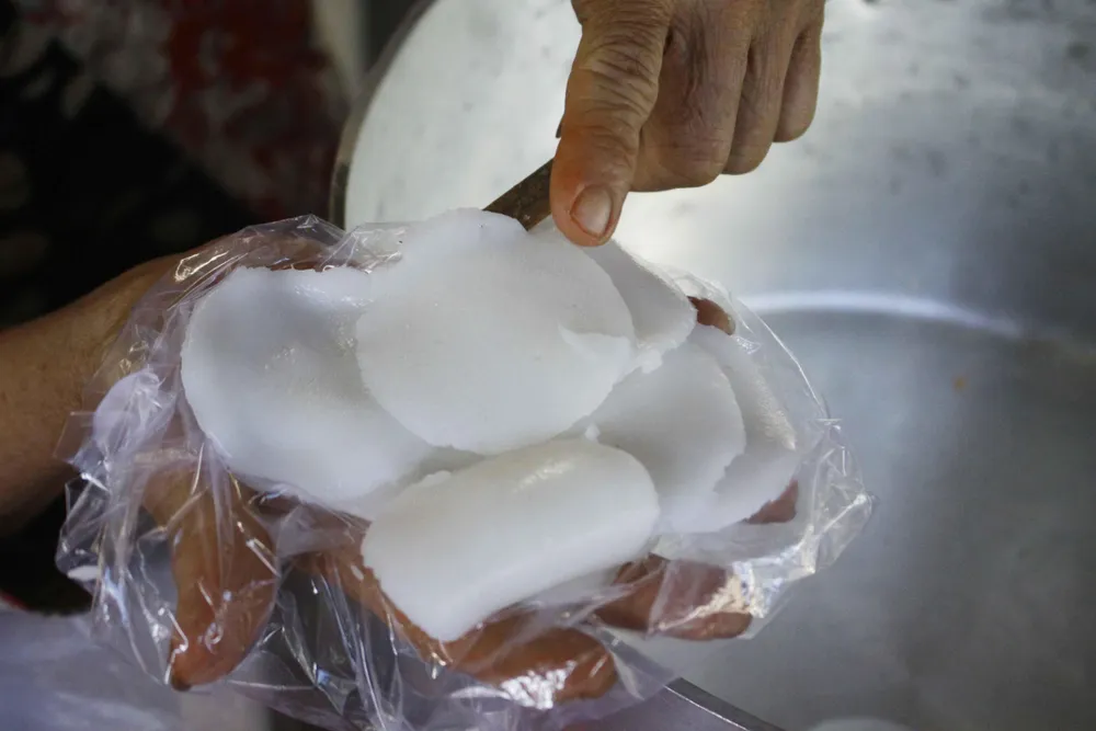 Độc đáo chợ 5.000 đồng ở Quảng Ngãi ảnh 2