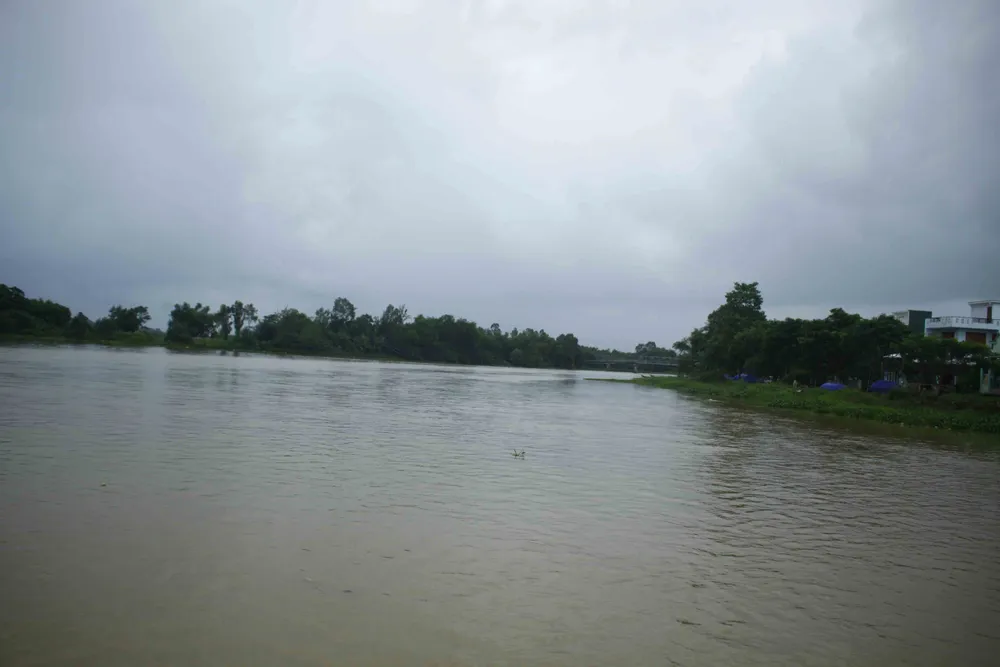 Lũ trên các sông Quảng Ngãi đang lên ảnh 1