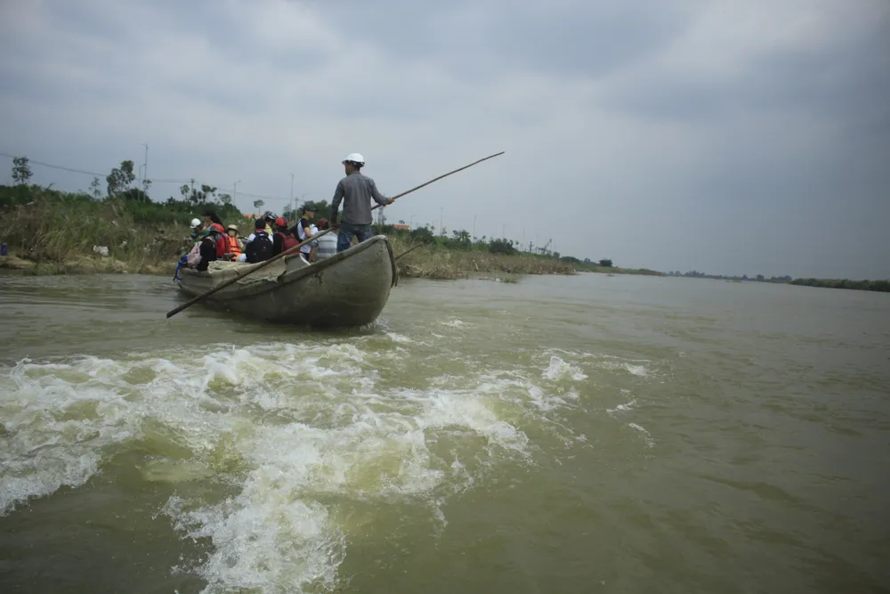 Nguy hiểm vượt sông Trà Khúc ảnh 7