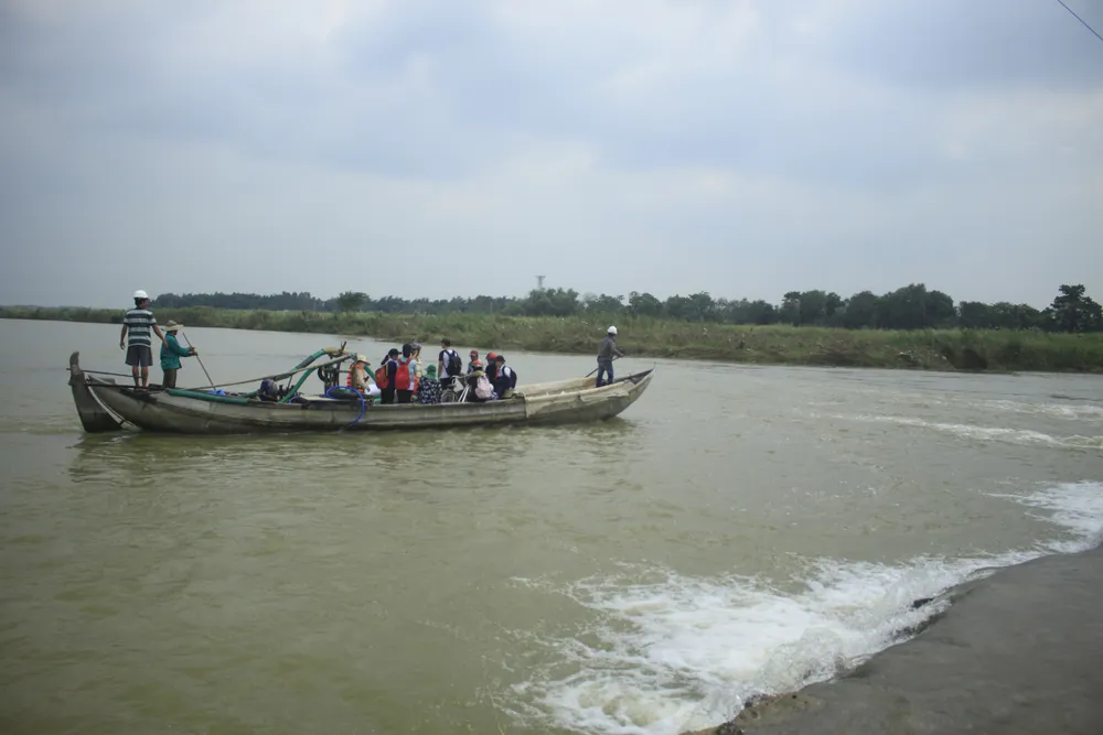 Nguy hiểm vượt sông Trà Khúc ảnh 3