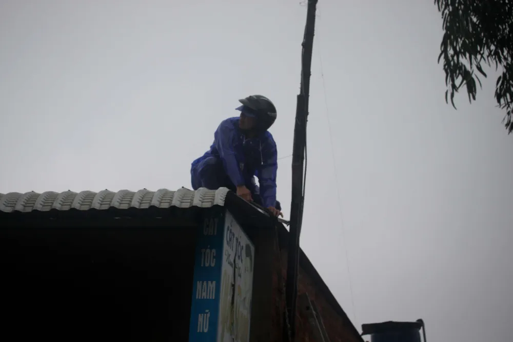 Quảng Ngãi: Đảm bảo an toàn cho người dân trước cơn bão số 6 ảnh 4